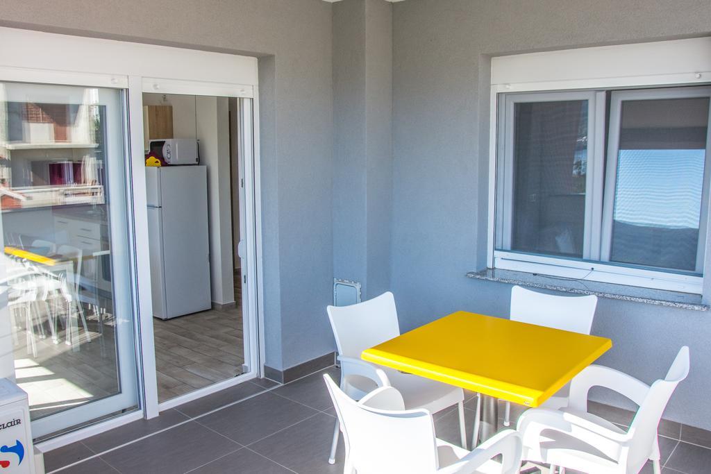 Apartment Villa Franci Pag Town Exterior photo